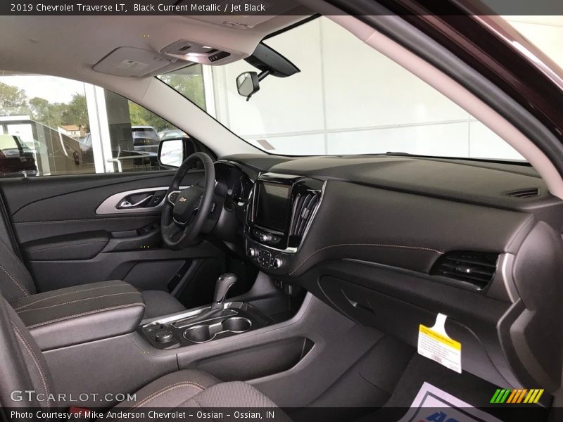 Black Current Metallic / Jet Black 2019 Chevrolet Traverse LT