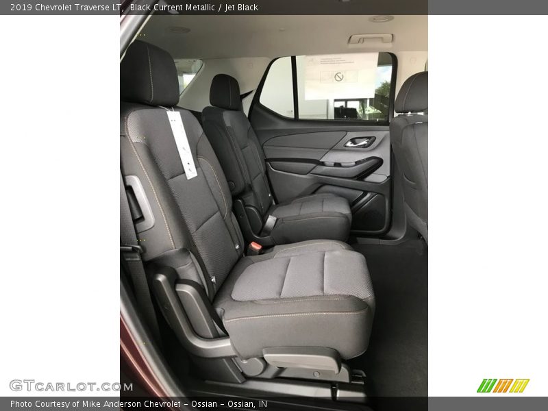 Black Current Metallic / Jet Black 2019 Chevrolet Traverse LT