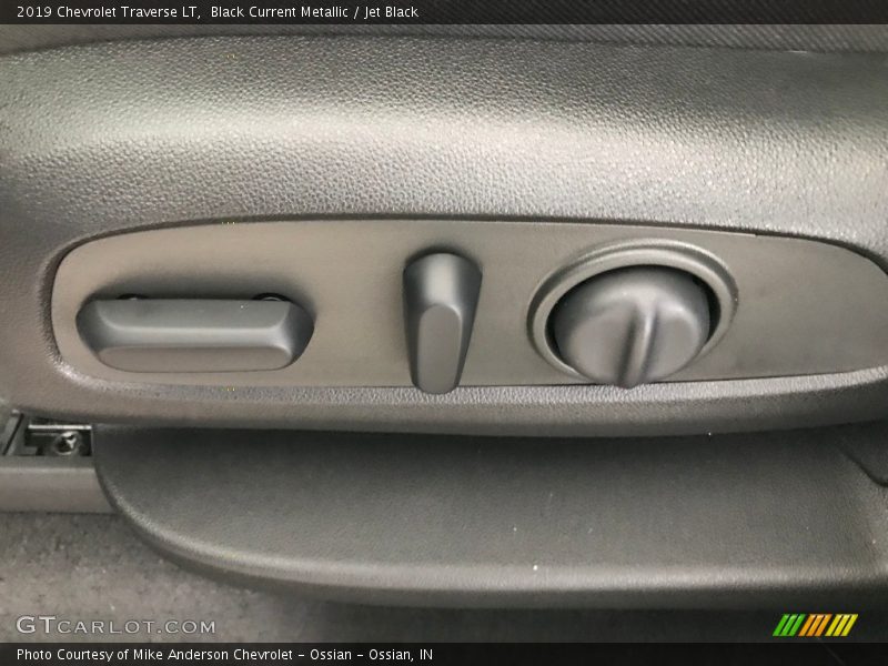 Black Current Metallic / Jet Black 2019 Chevrolet Traverse LT