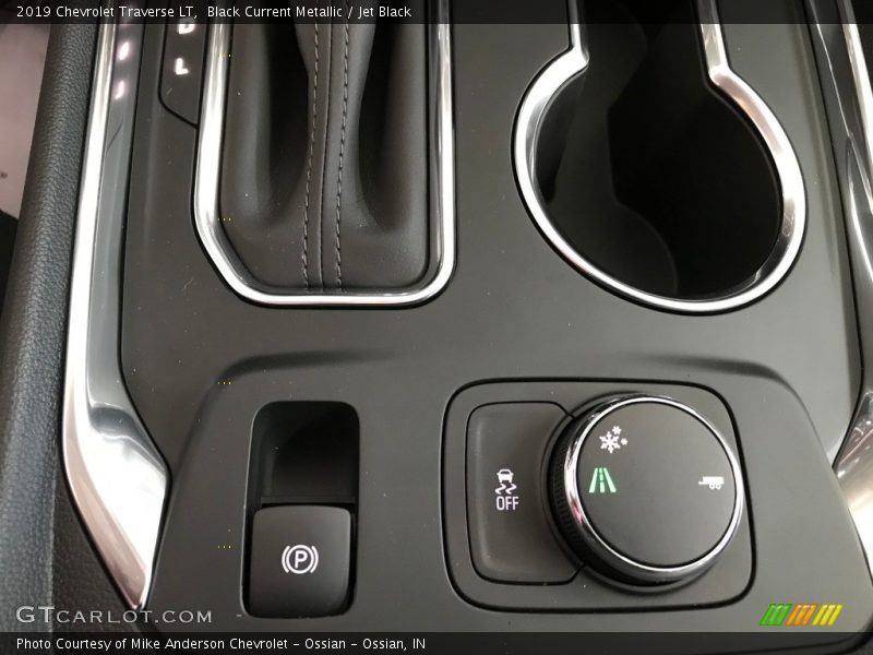 Black Current Metallic / Jet Black 2019 Chevrolet Traverse LT