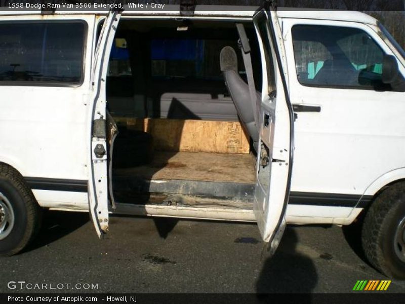 White / Gray 1998 Dodge Ram Van 3500 Extended