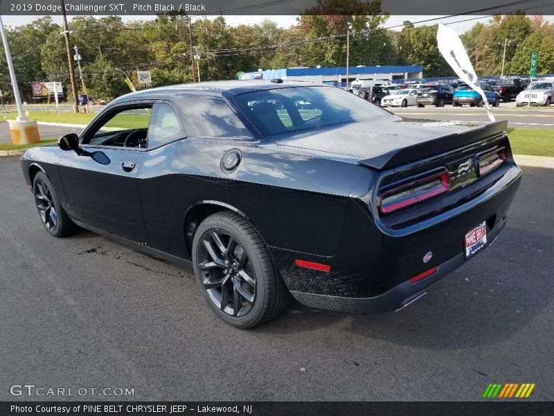 Pitch Black / Black 2019 Dodge Challenger SXT
