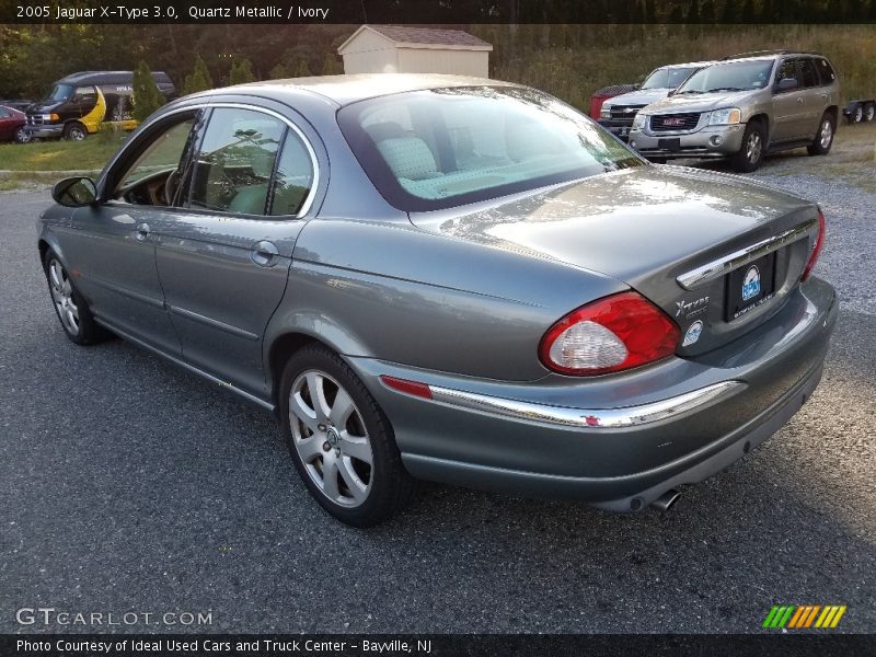 Quartz Metallic / Ivory 2005 Jaguar X-Type 3.0