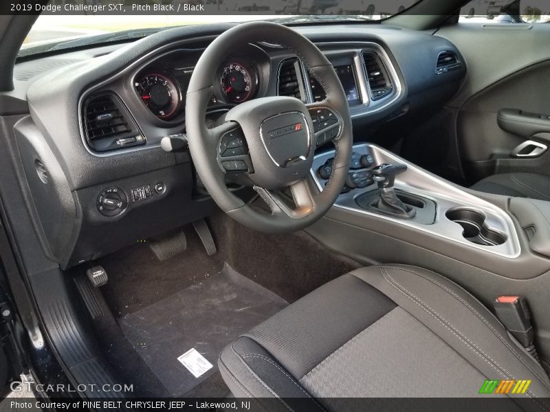 Pitch Black / Black 2019 Dodge Challenger SXT