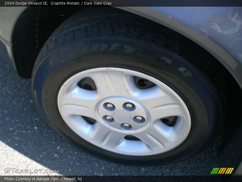 Graphite Metallic / Dark Slate Gray 2004 Dodge Intrepid SE