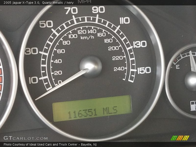 Quartz Metallic / Ivory 2005 Jaguar X-Type 3.0