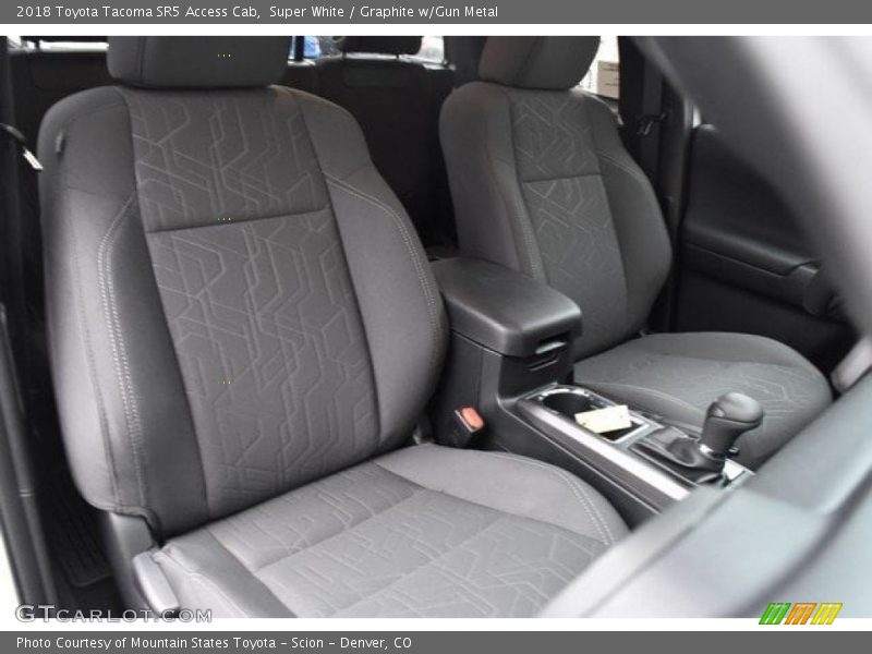 Super White / Graphite w/Gun Metal 2018 Toyota Tacoma SR5 Access Cab