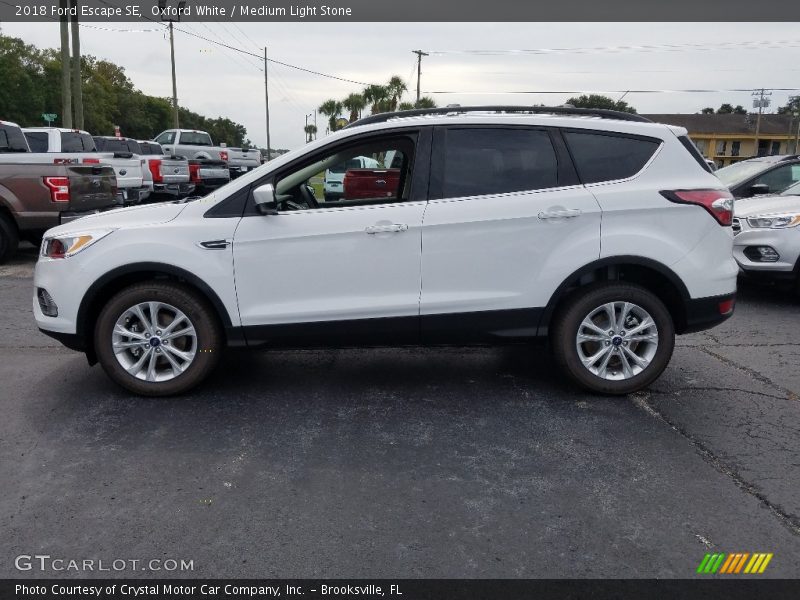 Oxford White / Medium Light Stone 2018 Ford Escape SE
