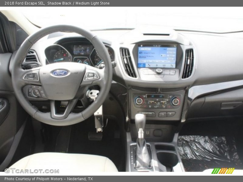 Shadow Black / Medium Light Stone 2018 Ford Escape SEL