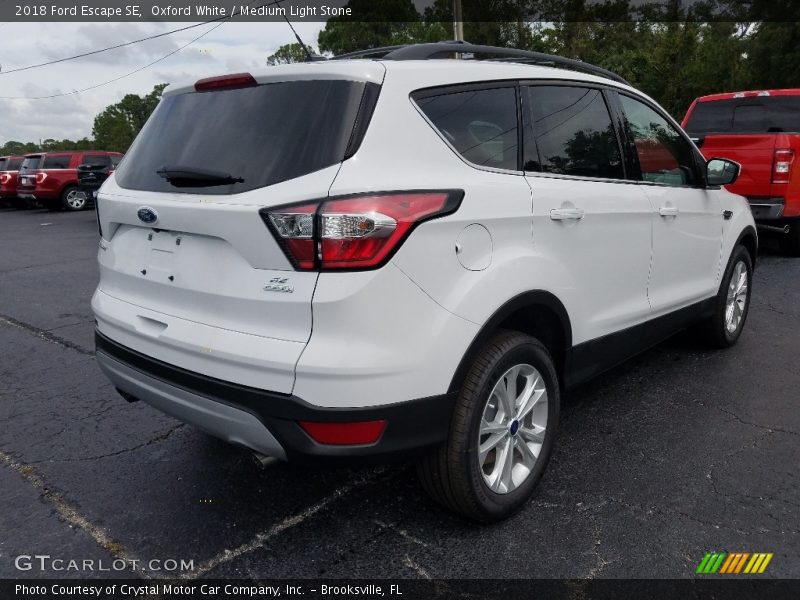 Oxford White / Medium Light Stone 2018 Ford Escape SE