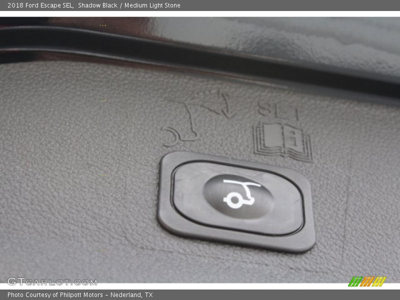 Shadow Black / Medium Light Stone 2018 Ford Escape SEL
