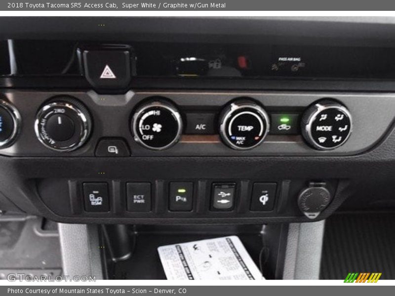 Super White / Graphite w/Gun Metal 2018 Toyota Tacoma SR5 Access Cab