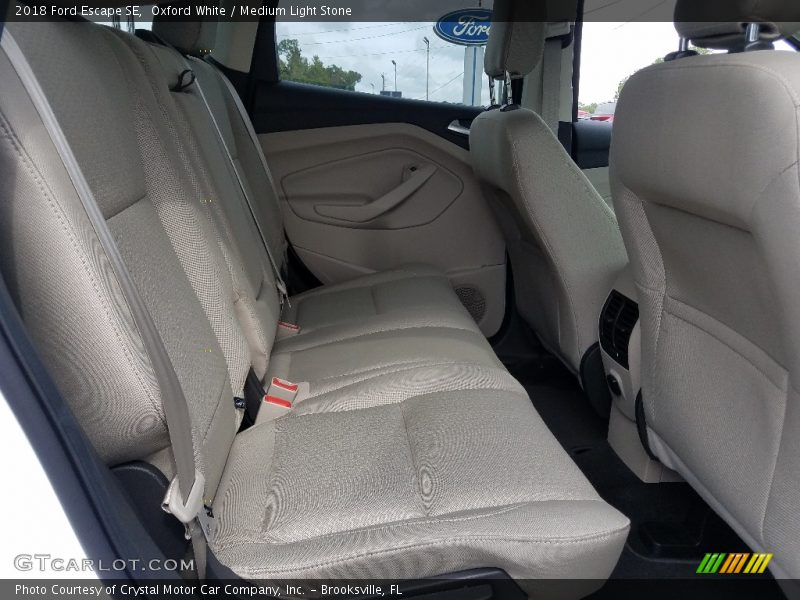 Oxford White / Medium Light Stone 2018 Ford Escape SE