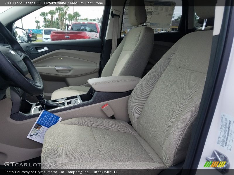 Oxford White / Medium Light Stone 2018 Ford Escape SE