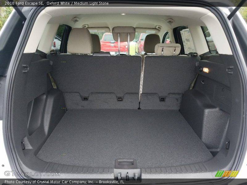 Oxford White / Medium Light Stone 2018 Ford Escape SE