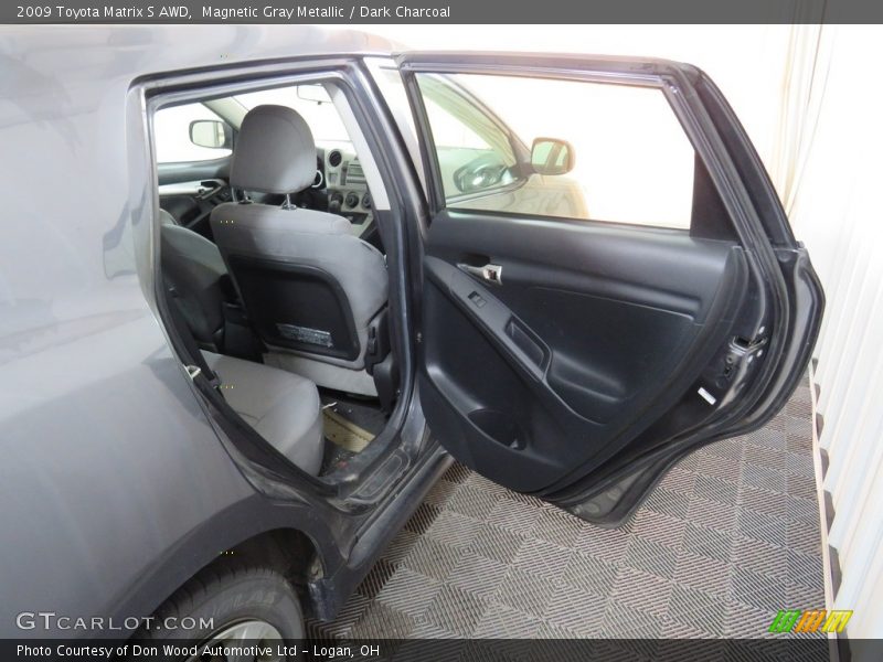 Magnetic Gray Metallic / Dark Charcoal 2009 Toyota Matrix S AWD