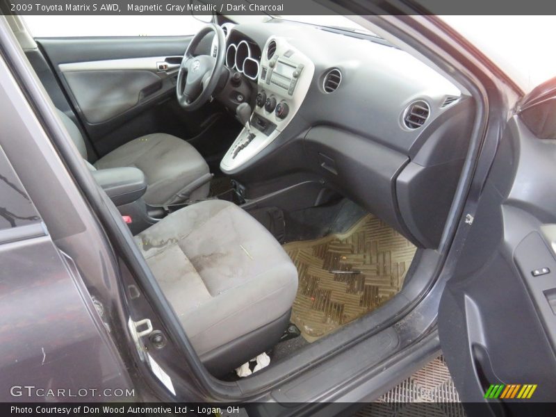 Magnetic Gray Metallic / Dark Charcoal 2009 Toyota Matrix S AWD