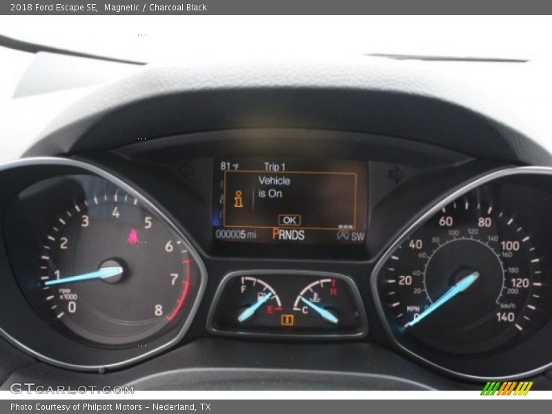 Magnetic / Charcoal Black 2018 Ford Escape SE