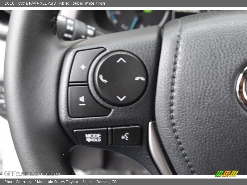 Super White / Ash 2018 Toyota RAV4 XLE AWD Hybrid