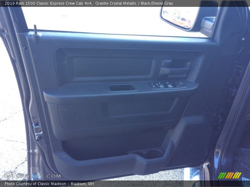Granite Crystal Metallic / Black/Diesel Gray 2019 Ram 1500 Classic Express Crew Cab 4x4