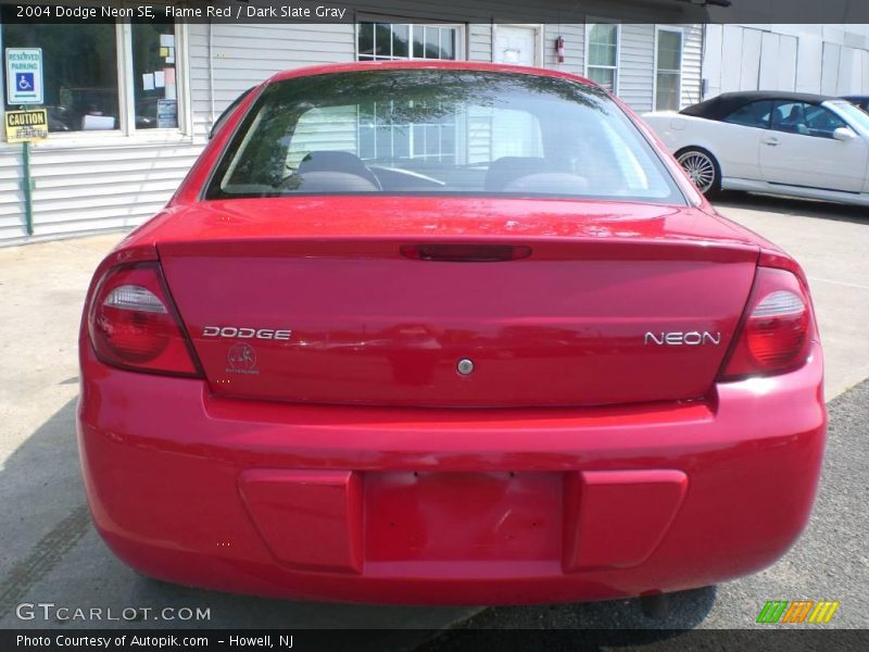 Flame Red / Dark Slate Gray 2004 Dodge Neon SE