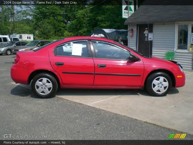 Flame Red / Dark Slate Gray 2004 Dodge Neon SE