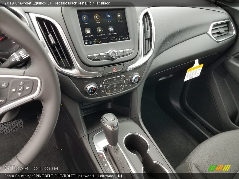 Mosaic Black Metallic / Jet Black 2019 Chevrolet Equinox LT