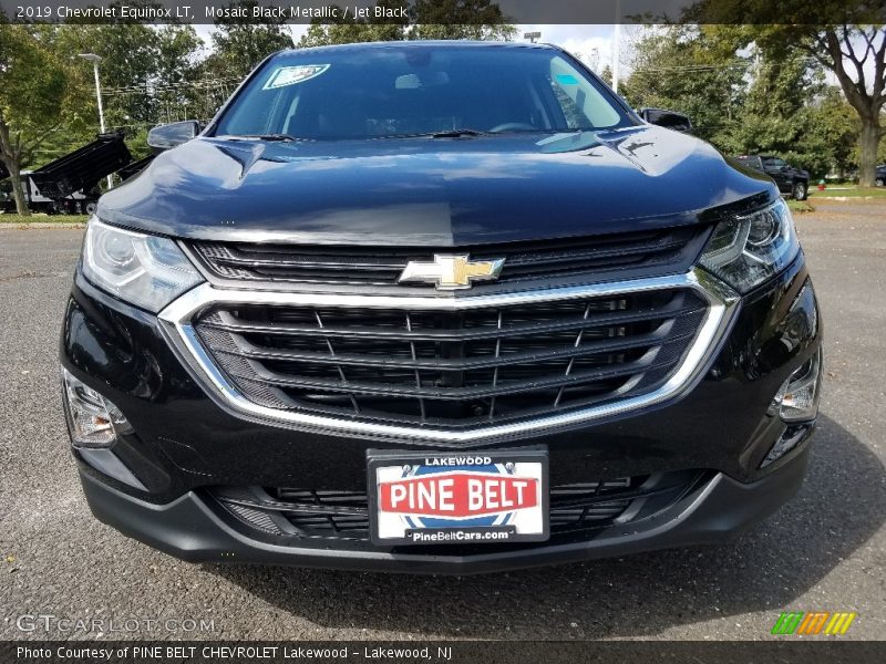 Mosaic Black Metallic / Jet Black 2019 Chevrolet Equinox LT