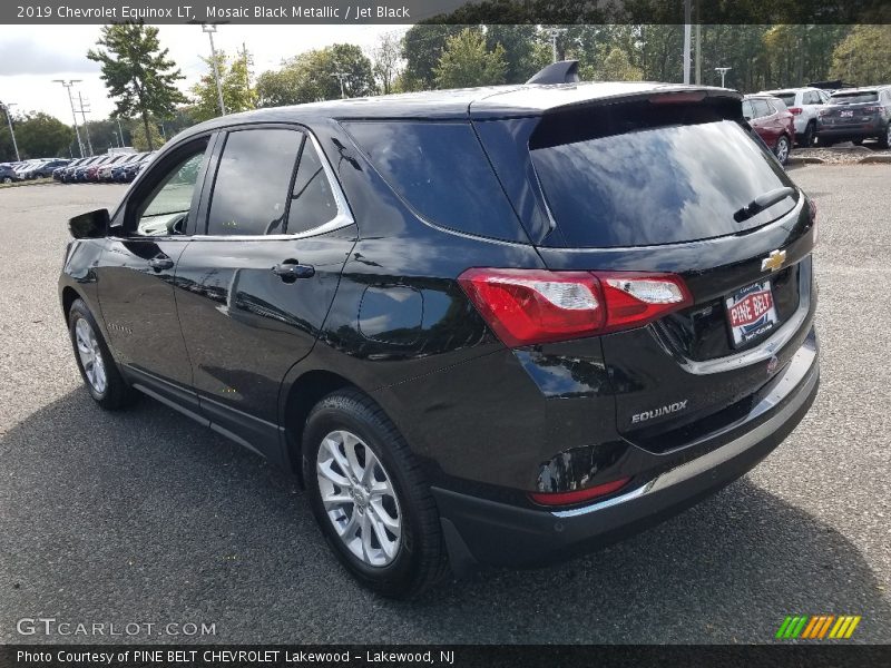 Mosaic Black Metallic / Jet Black 2019 Chevrolet Equinox LT