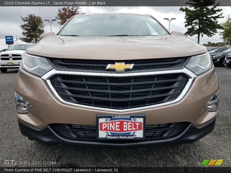 Sandy Ridge Metallic / Jet Black 2019 Chevrolet Equinox LT