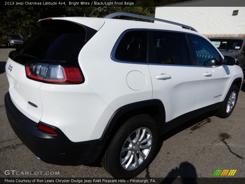Bright White / Black/Light Frost Beige 2019 Jeep Cherokee Latitude 4x4