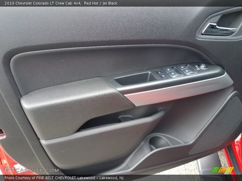 Red Hot / Jet Black 2019 Chevrolet Colorado LT Crew Cab 4x4