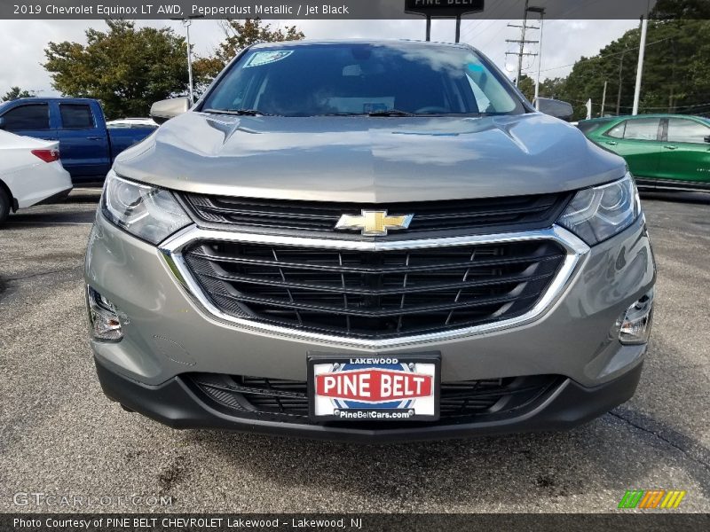 Pepperdust Metallic / Jet Black 2019 Chevrolet Equinox LT AWD