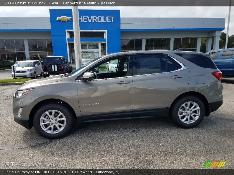 Pepperdust Metallic / Jet Black 2019 Chevrolet Equinox LT AWD