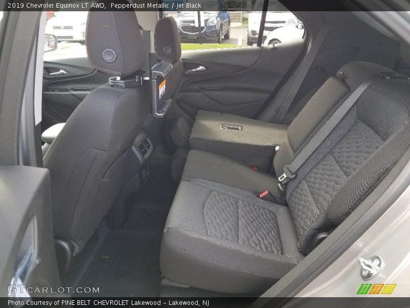Pepperdust Metallic / Jet Black 2019 Chevrolet Equinox LT AWD