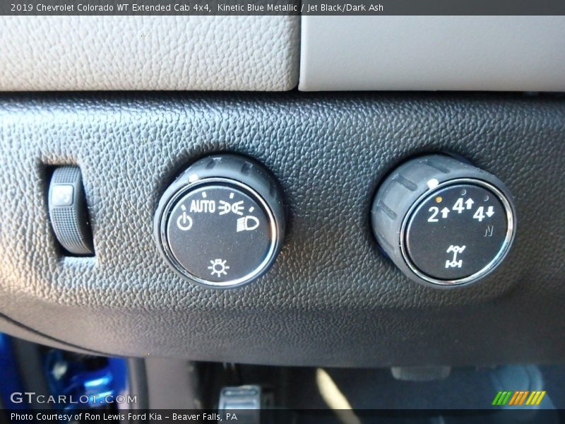 Controls of 2019 Colorado WT Extended Cab 4x4
