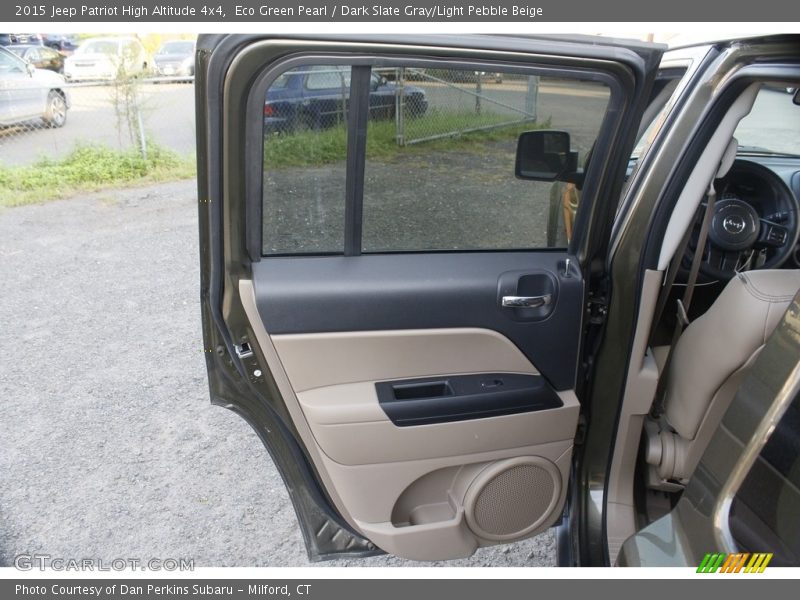 Eco Green Pearl / Dark Slate Gray/Light Pebble Beige 2015 Jeep Patriot High Altitude 4x4