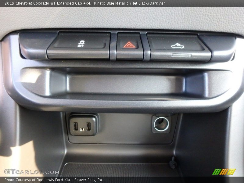Controls of 2019 Colorado WT Extended Cab 4x4