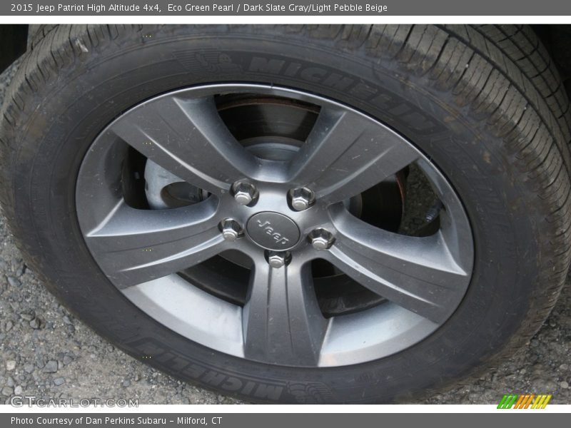 Eco Green Pearl / Dark Slate Gray/Light Pebble Beige 2015 Jeep Patriot High Altitude 4x4