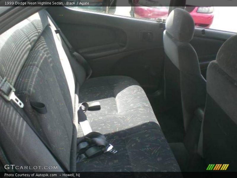 Black / Agate 1999 Dodge Neon Highline Sedan