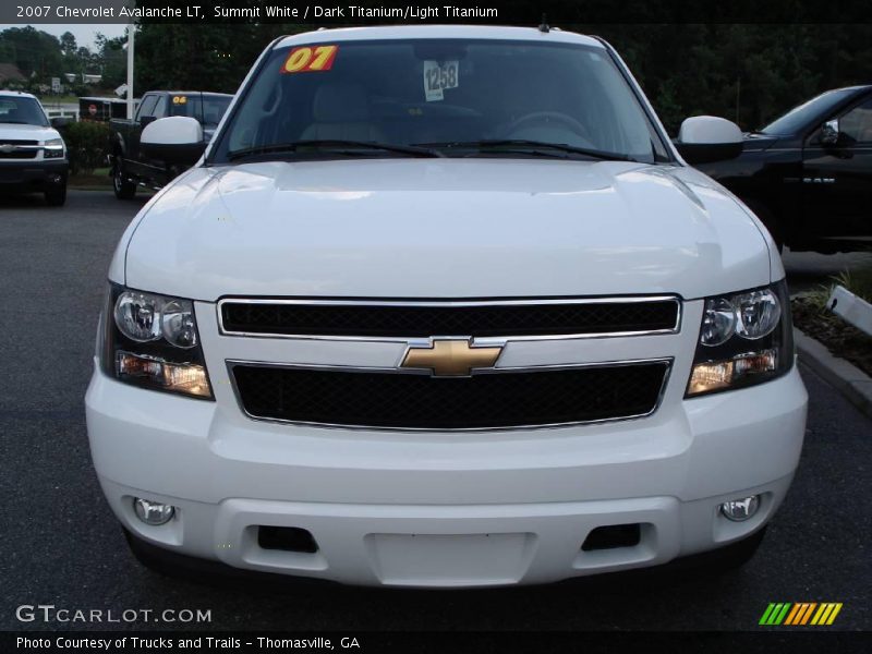 Summit White / Dark Titanium/Light Titanium 2007 Chevrolet Avalanche LT