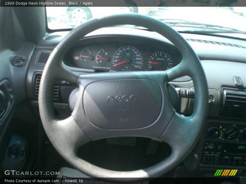 Black / Agate 1999 Dodge Neon Highline Sedan