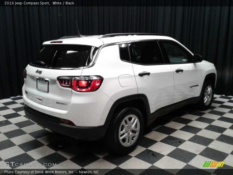 White / Black 2019 Jeep Compass Sport