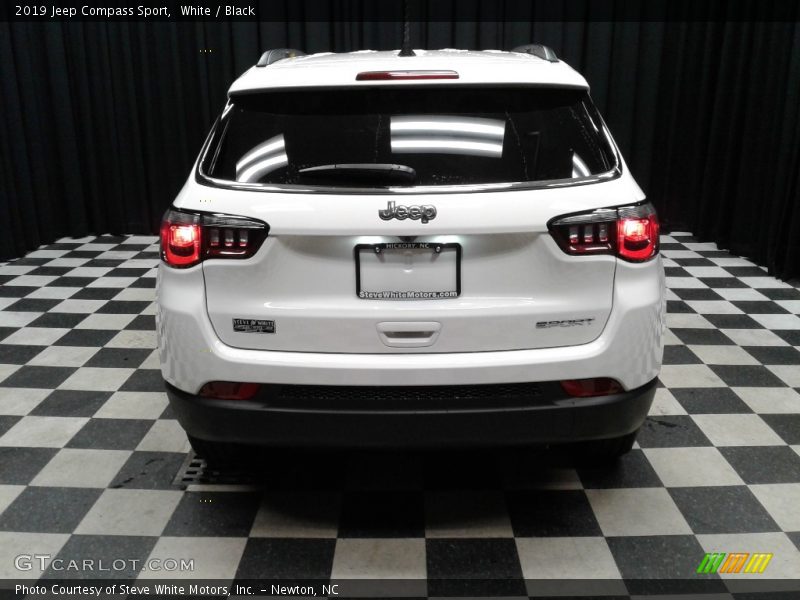 White / Black 2019 Jeep Compass Sport