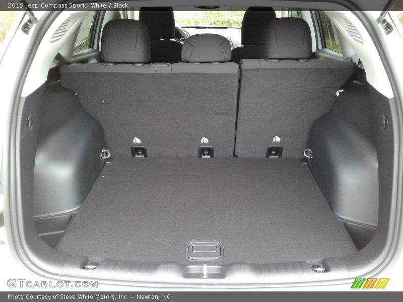 White / Black 2019 Jeep Compass Sport