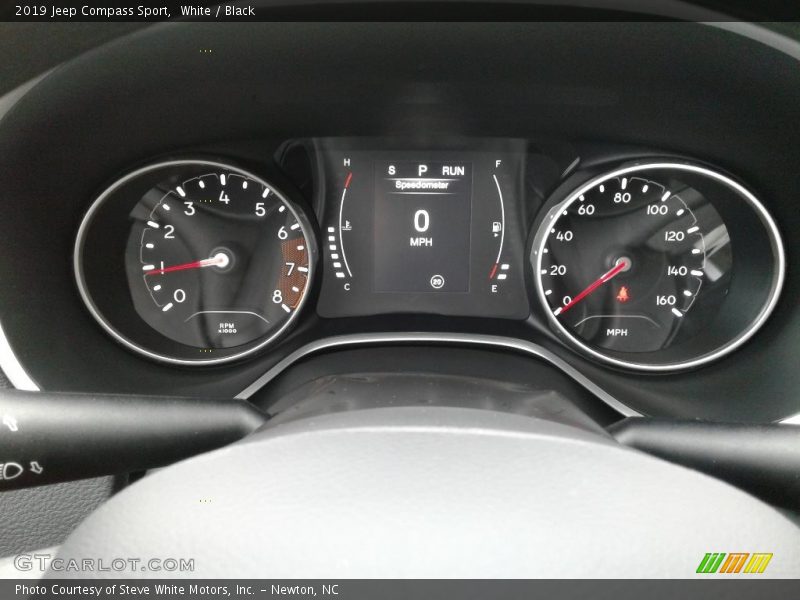 White / Black 2019 Jeep Compass Sport