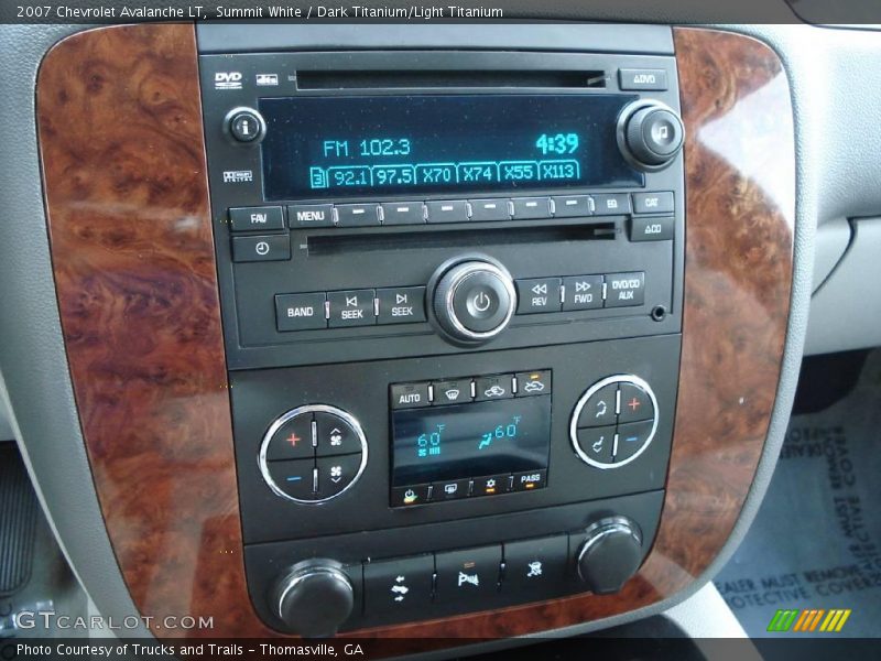 Summit White / Dark Titanium/Light Titanium 2007 Chevrolet Avalanche LT