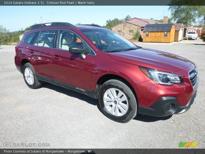 Front 3/4 View of 2019 Outback 2.5i