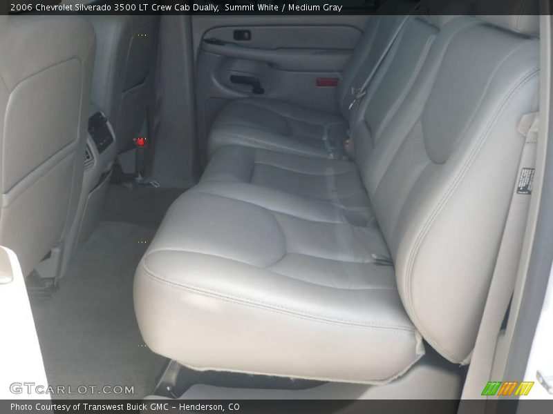 Summit White / Medium Gray 2006 Chevrolet Silverado 3500 LT Crew Cab Dually
