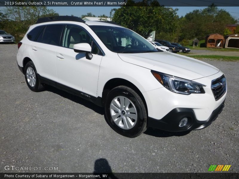 Crystal White Pearl / Warm Ivory 2019 Subaru Outback 2.5i Premium